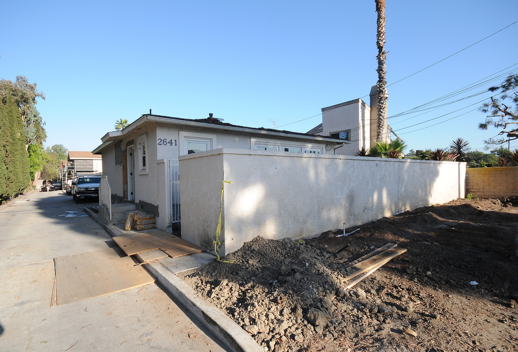 2641 Santa Ana Ave in Costa Mesa, CA - Building Photo