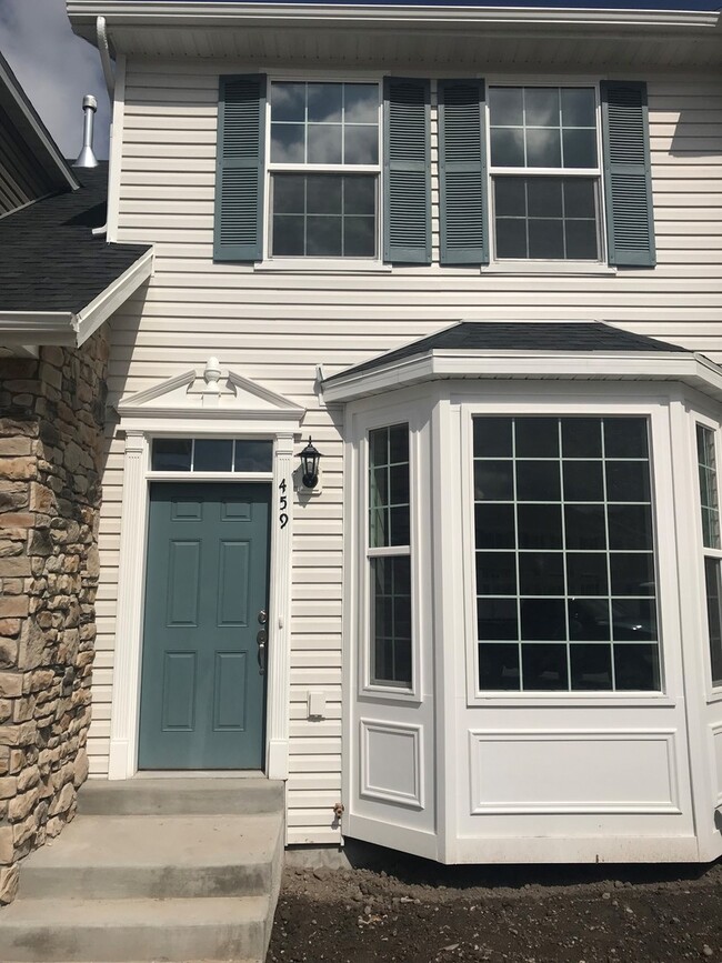 459 Tri Terra Wy in Provo, UT - Building Photo - Building Photo