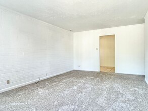 370 E 200 N in Bountiful, UT - Building Photo - Building Photo