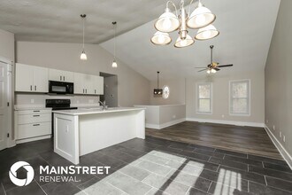 403 Twin Creeks Rd in Clemmons, NC - Foto de edificio - Building Photo