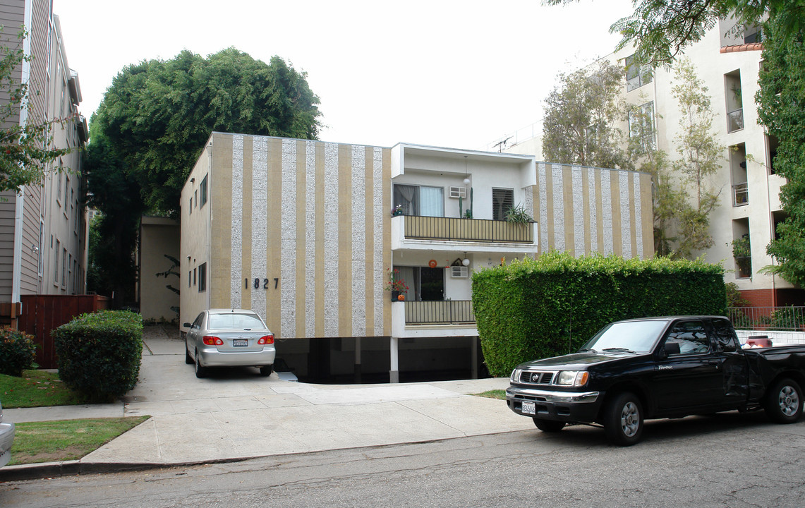 1827 Midvale Ave in Los Angeles, CA - Building Photo