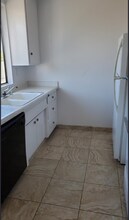 2012 Ruhland Ave in Redondo Beach, CA - Foto de edificio - Building Photo