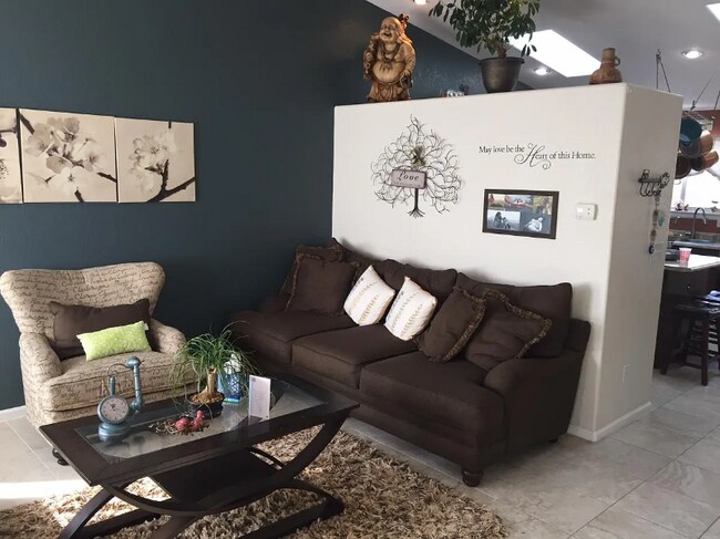 20555 Mitchell Pl in Denver, CO - Foto de edificio - Building Photo