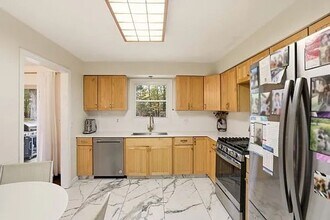 18 Kevin Ct in Jackson Township, NJ - Building Photo - Building Photo