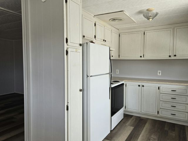 217 48th Ave W in Bradenton, FL - Building Photo - Building Photo