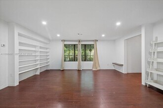 3490 William Ave in Miami, FL - Building Photo - Building Photo