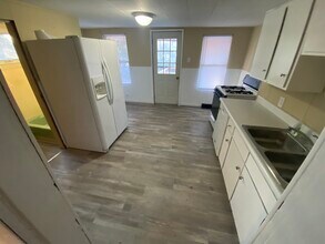 305 N Everett Ave, Unit 305 in Scranton, PA - Foto de edificio - Building Photo