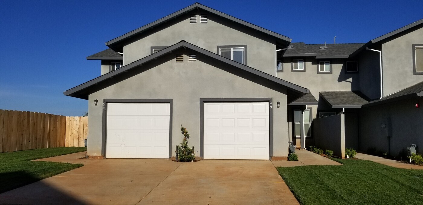 149 Brookridge Dr in Red Bluff, CA - Building Photo