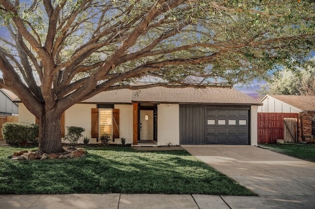 5112 Arbor Glen Rd in The Colony, TX - Building Photo - Building Photo