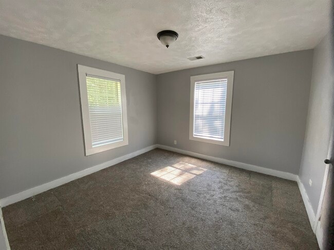 property at 1615 S College St