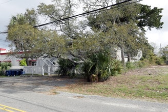 406 6th Ave N in Myrtle Beach, SC - Building Photo - Building Photo