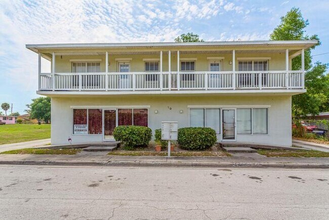 10 East St in Eatonville, FL - Building Photo - Building Photo