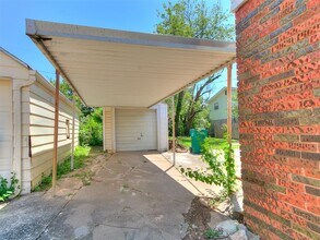 2204 N Hood St in Oklahoma City, OK - Building Photo - Building Photo