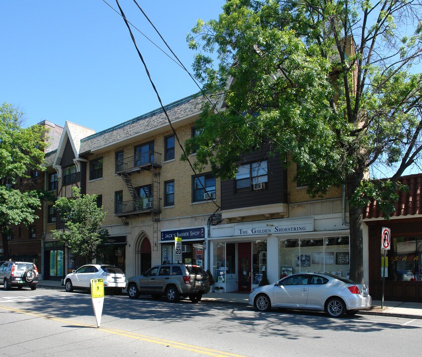 153 Larchmont Ave in Larchmont, NY - Building Photo