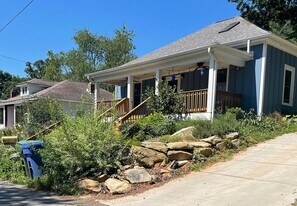 49 Nebraska St in Asheville, NC - Building Photo