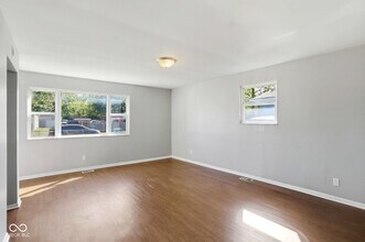 1414 Ingomar St in Indianapolis, IN - Building Photo - Building Photo