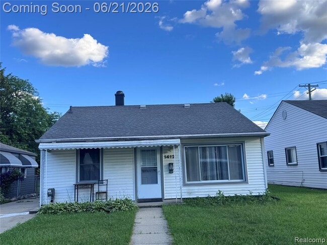 property at 1412 E Goulson Ave