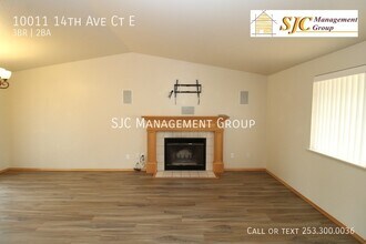 10011 14th Ave Ct E in Tacoma, WA - Building Photo - Building Photo