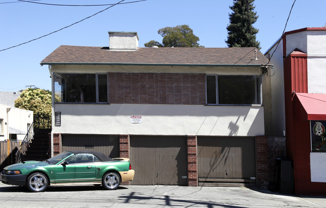 2760-2770 Fruitvale Ave in Oakland, CA - Building Photo - Building Photo