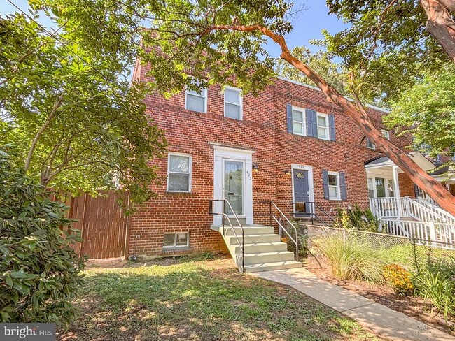 property at 425 Laverne Ave