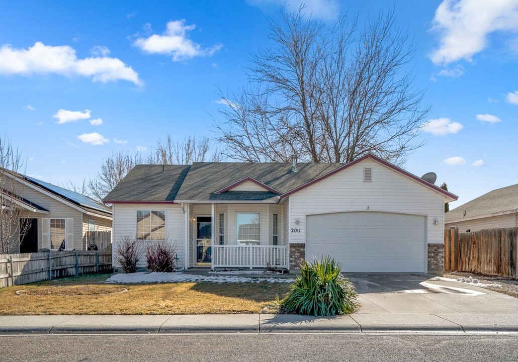 2011 W Curlew St in Nampa, ID - Building Photo