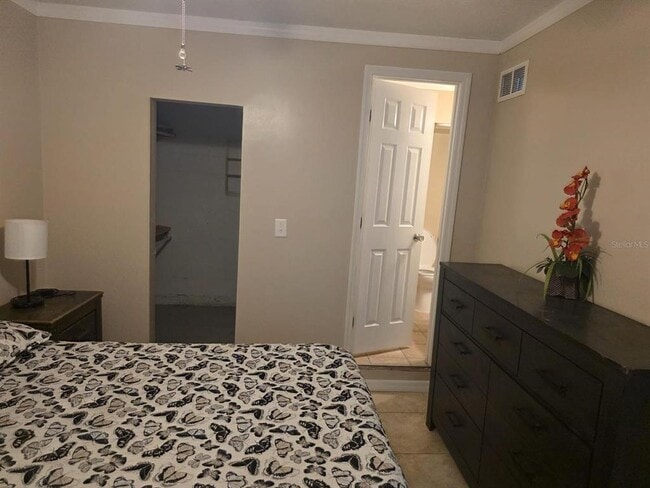 23737 Lake Ave in Sorrento, FL - Building Photo - Building Photo