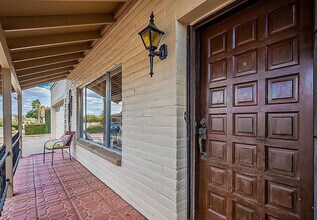 101 W Calle Montana Jack in Green Valley, AZ - Building Photo - Building Photo