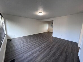 1974 N 75 W in Sunset, UT - Building Photo - Building Photo