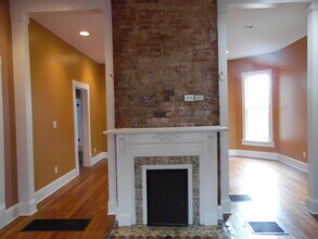 706 W Maxwell St in Lexington, KY - Building Photo - Building Photo