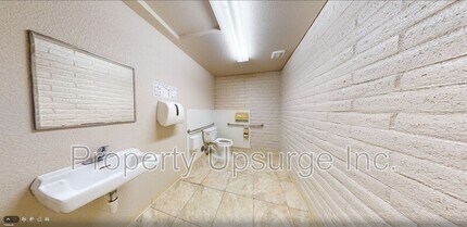 4216 Shasta Dam Blvd in Shasta Lake, CA - Building Photo - Building Photo