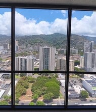 930 Kaheka St, Unit 35th Fl. in Honolulu, HI - Building Photo - Building Photo