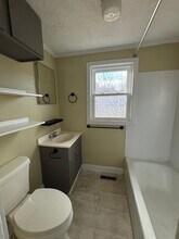 5563 NC-10 in Newton, NC - Building Photo - Building Photo