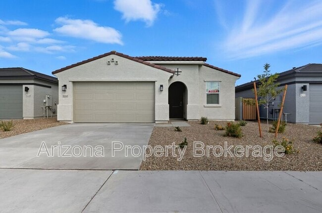 18260 W Daley Ln in Surprise, AZ - Building Photo - Building Photo