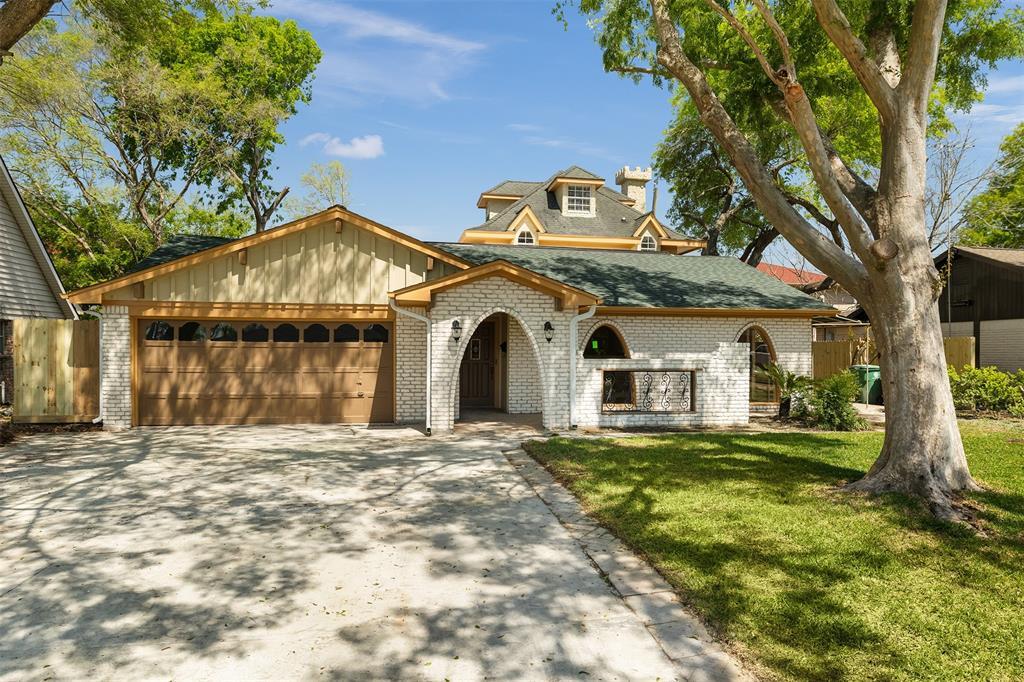 11219 Sagewood Dr in Houston, TX - Building Photo