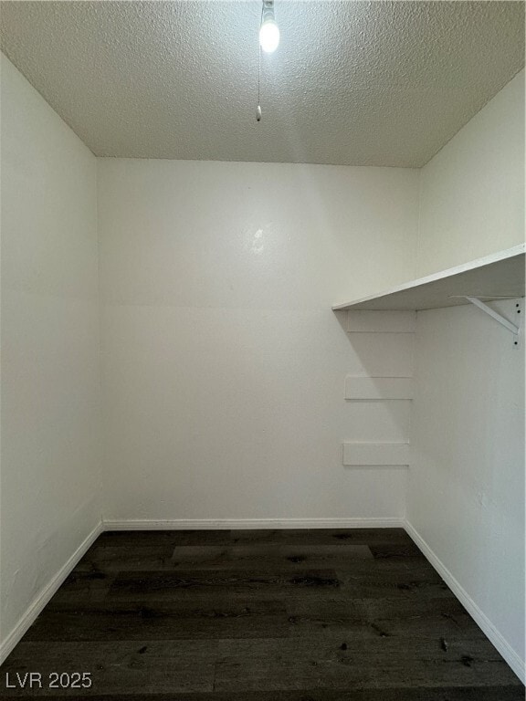 property at 922 N 1st St