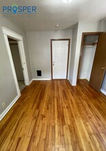 457 Summit Ave in Eau Claire, WI - Building Photo - Building Photo