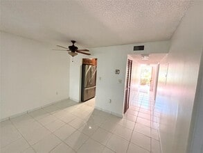 7401 NW 16th St, Unit 106A in Plantation, FL - Building Photo - Building Photo