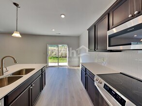 300 Sawyer Jackson Dr in Hendersonville, TN - Building Photo - Building Photo
