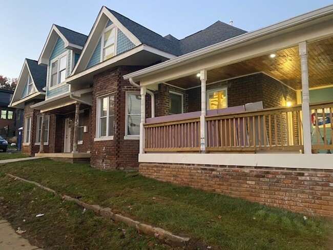 1702 Highland Ave in Knoxville, TN - Building Photo - Building Photo