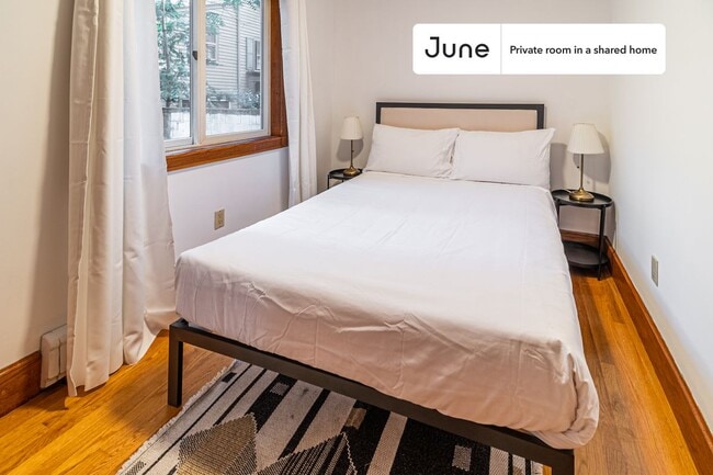 Private bedroom in 5 bed/2 bath Home in Boston, MA - Building Photo - Building Photo