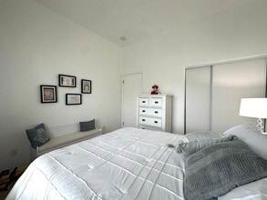 308 Upton Pyne Dr in Brentwood, CA - Building Photo - Building Photo