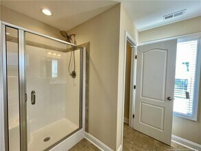 608 Stonebriar Ave in Raeford, NC - Building Photo - Building Photo