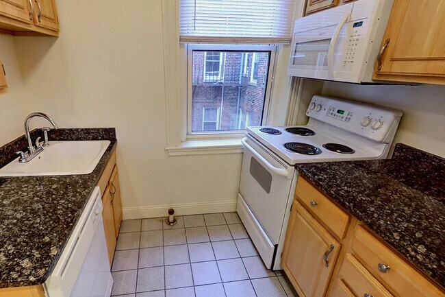 property at 25 Queensberry St