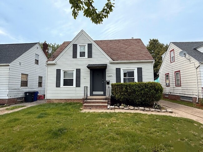 13614 Sherry Ave in Cleveland, OH - Building Photo - Building Photo