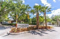 Live Oak Villas in Fort Pierce, FL - Foto de edificio - Building Photo