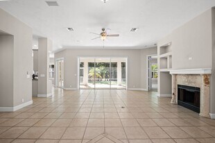 6800 Hunters Rd in Naples, FL - Building Photo