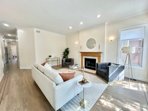 1617 N Hermitage Ave in Chicago, IL - Building Photo - Building Photo