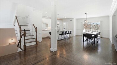 27 Jeffrey Ln in Westhampton Beach, NY - Building Photo - Building Photo