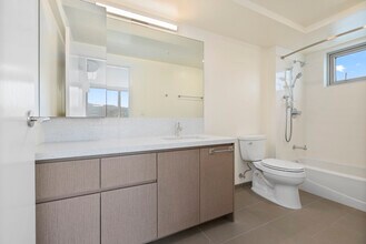 1631 Kapiolani Blvd in Honolulu, HI - Building Photo - Building Photo