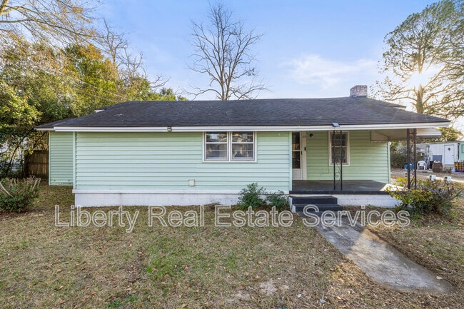 property at 213 W Mendell Ave